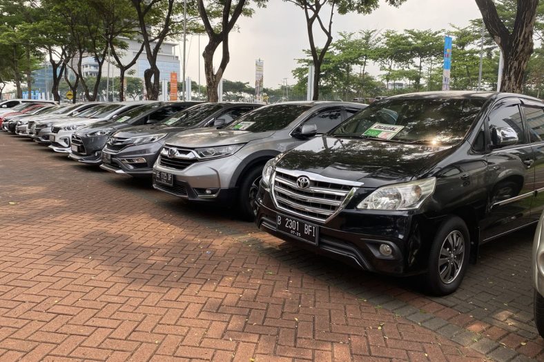Mobil Bekas 100 juta